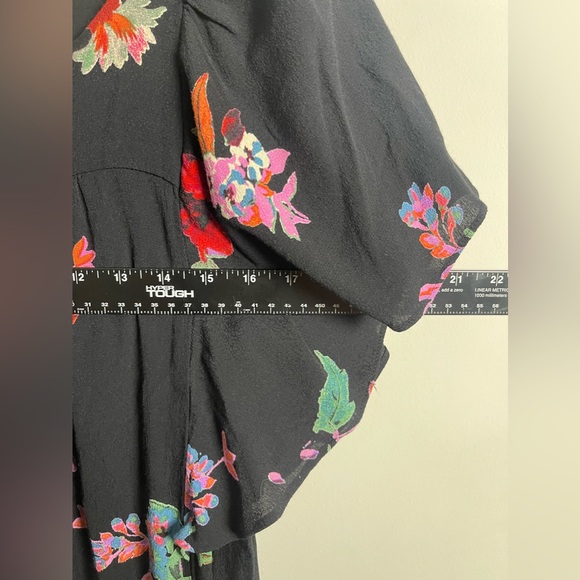 Anthropologie Maeve Prato Flutter Black Floral Blouse Womens XS - Picture 6 of 11